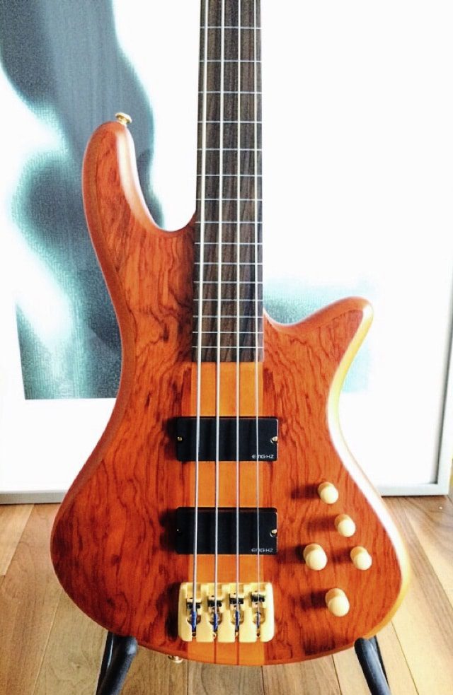 Schecter Stiletto Bass